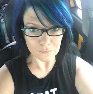 Meet your Posher, Vicky